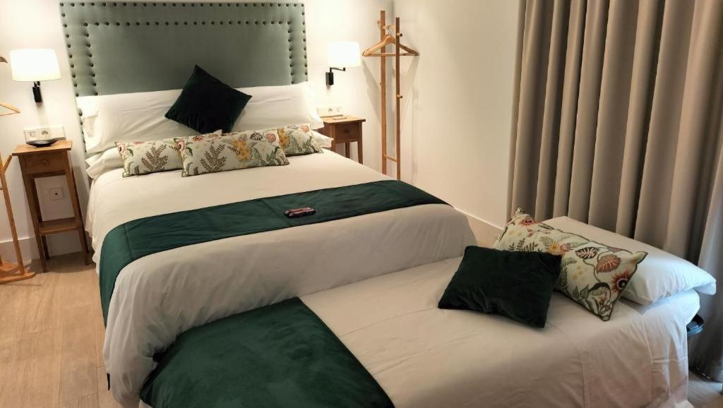 Apartamentos Turisticos La Plaza ชิปปีโอนา ภายนอก รูปภาพ