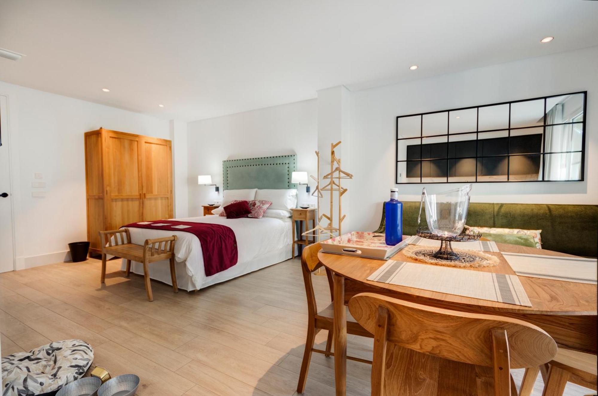 Apartamentos Turisticos La Plaza ชิปปีโอนา ภายนอก รูปภาพ