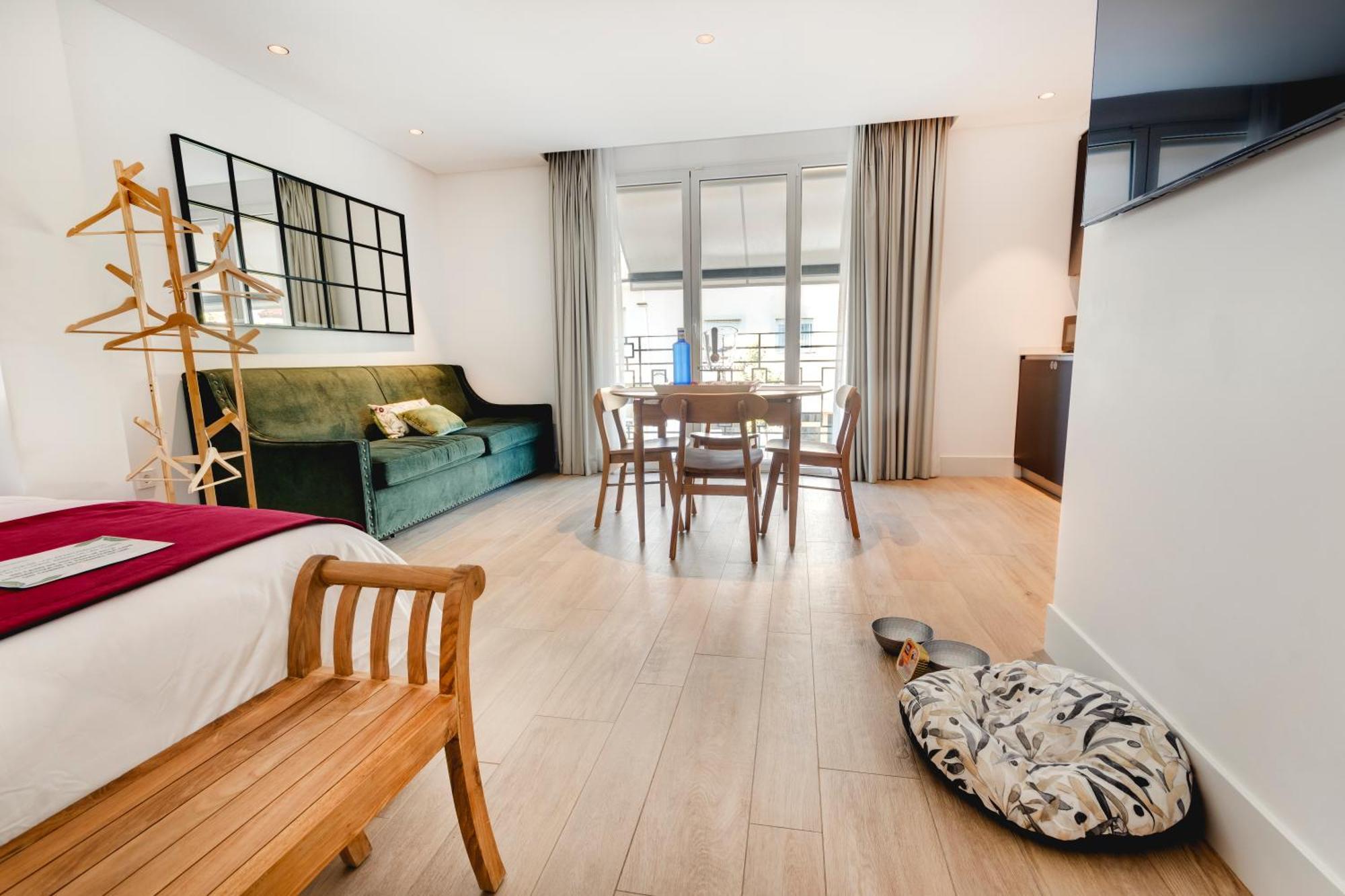 Apartamentos Turisticos La Plaza ชิปปีโอนา ภายนอก รูปภาพ